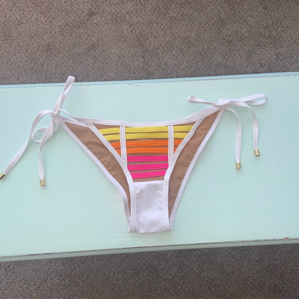 Limited Edition Beach Bunny Hard Summer bikini bottom
